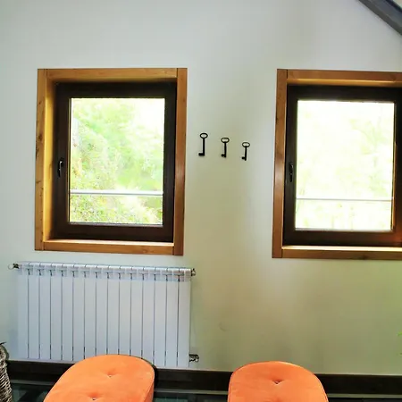 Spacious In With And Mountain View * Bragança